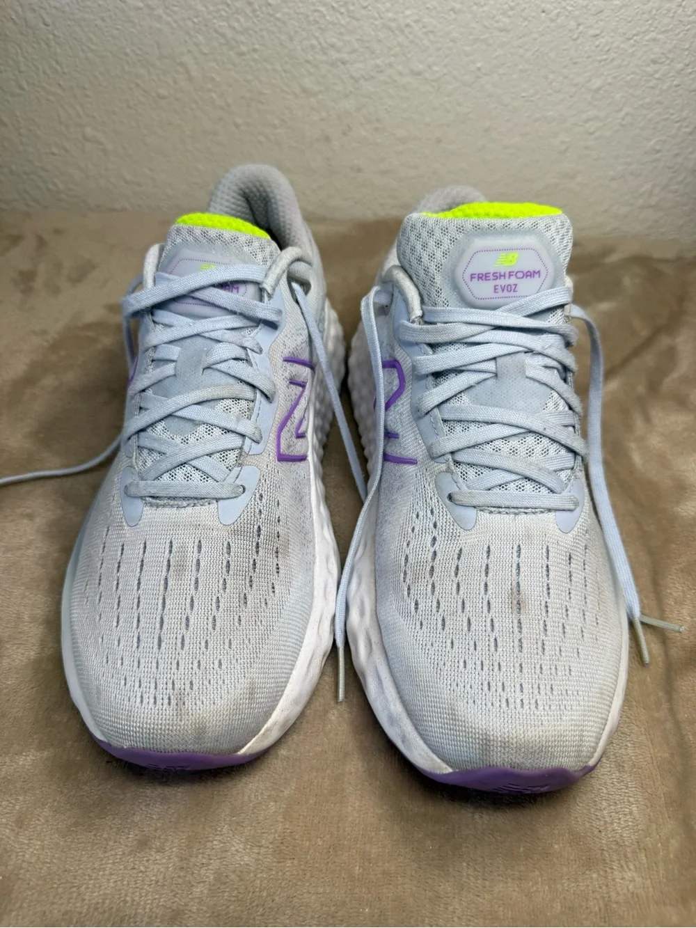New Balance Women's Fresh Foam Evoz v2